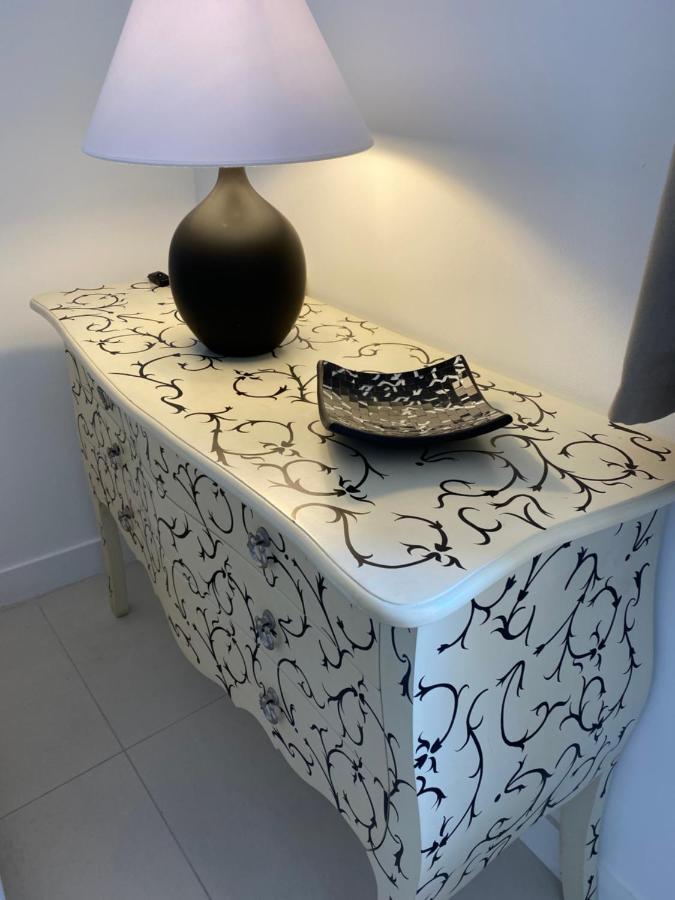 Hello 2 Pieces “Renove Et Climatise “ Vieil Antibes Apartman Kültér fotó
