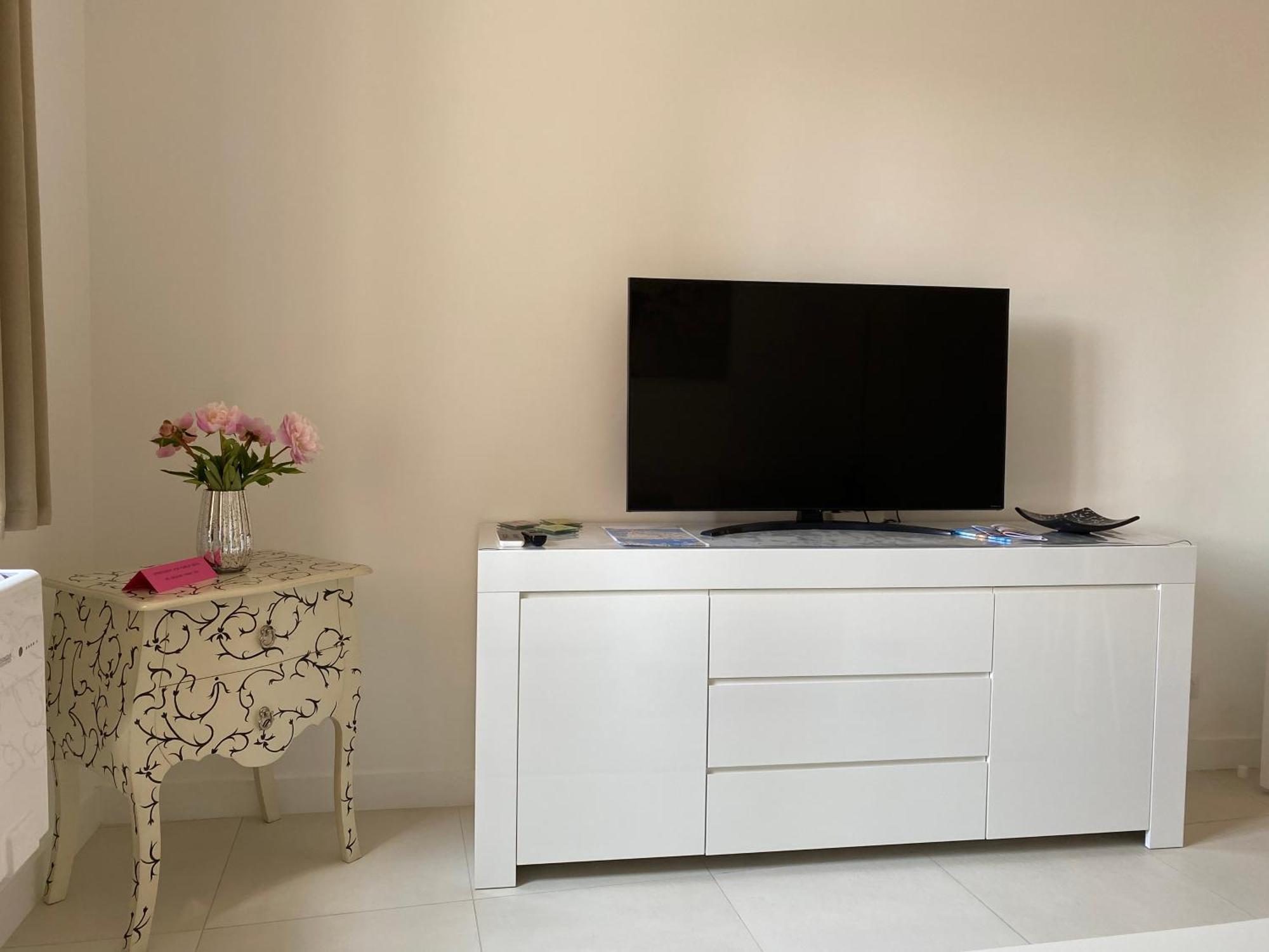 Hello 2 Pieces “Renove Et Climatise “ Vieil Antibes Apartman Kültér fotó